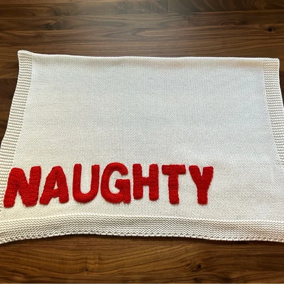 POTTERY BARN HOLIDAY NAUGHTY NICE KIDS BABY BLANKET NEW CONDITION - Picture 7 of 11